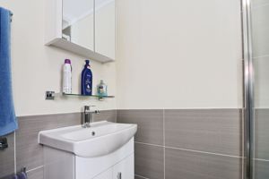 HOMESTEAD LAKE- click for photo gallery